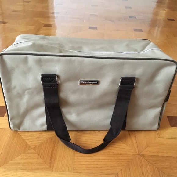 ✨Sale✨Salvatore Ferragamo Duffle Bag - Picture 2 of 6
